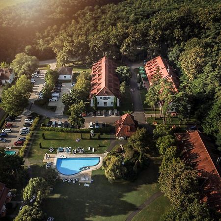 Hotel Abbazia Country Club Nemesnép Exteriér fotografie