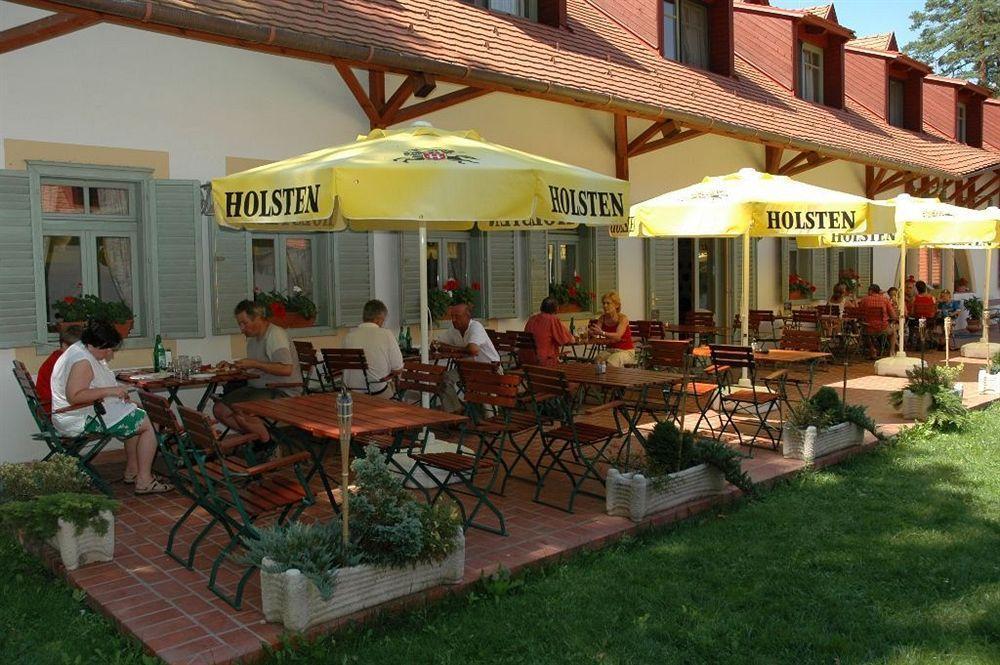 Hotel Abbazia Country Club Nemesnép Exteriér fotografie